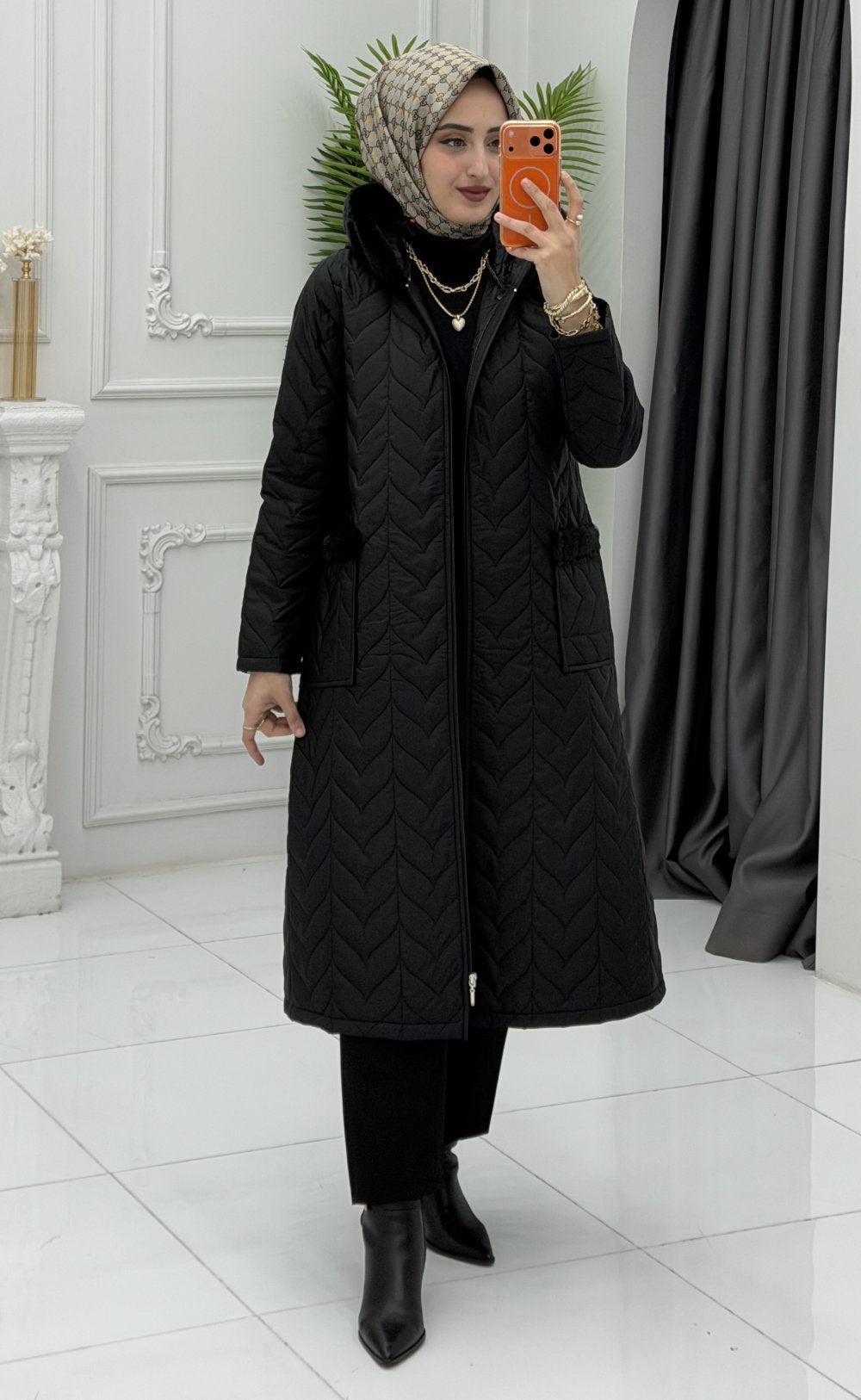 Zehra Şişme Mont Siyah